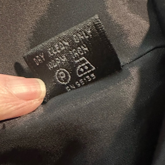 EUC•Lafayette 148 New York• Blazer• black• Size6 - Picture 4 of 4